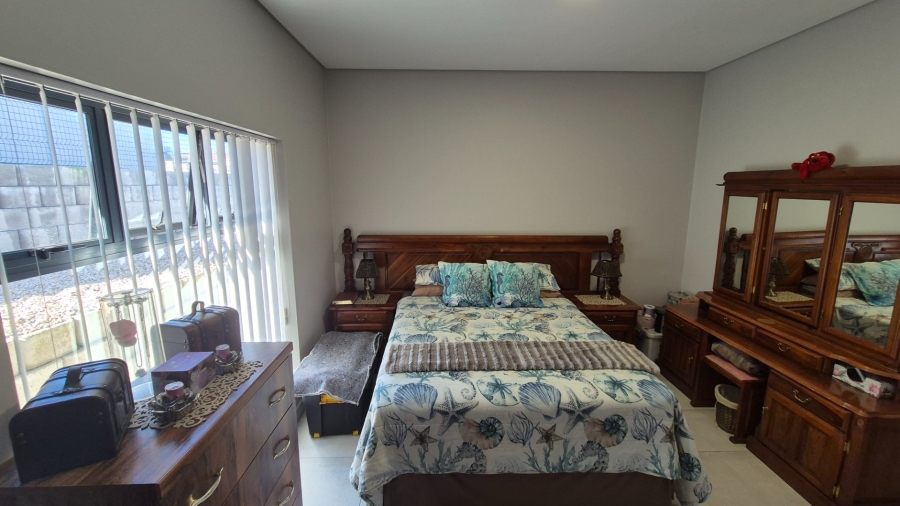 4 Bedroom Property for Sale in Island View Western Cape